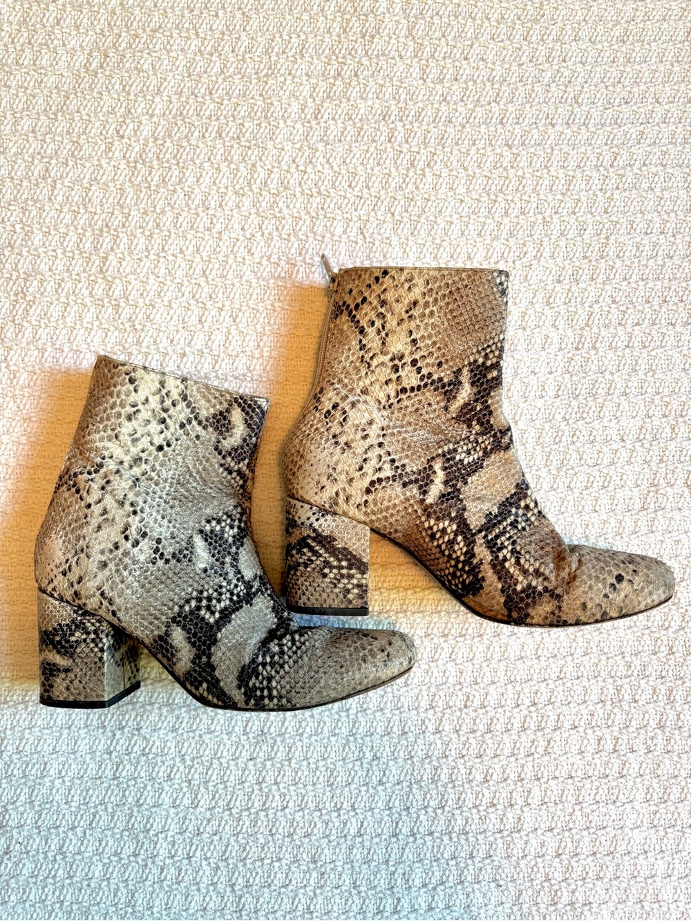 Free People Snakeskin pattern Bootie green and taupe